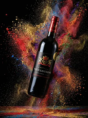 Photo produit d'une bouteille de vin - Réalisée avec le Studio Photo IA
